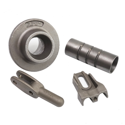 Poids maximal de forgeage 200 kg Services de forgeage sur mesure acier au carbone / acier allié / acier à outils